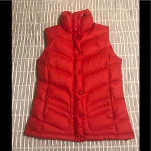 Women’s The North Face Red Puffer Vest - small
